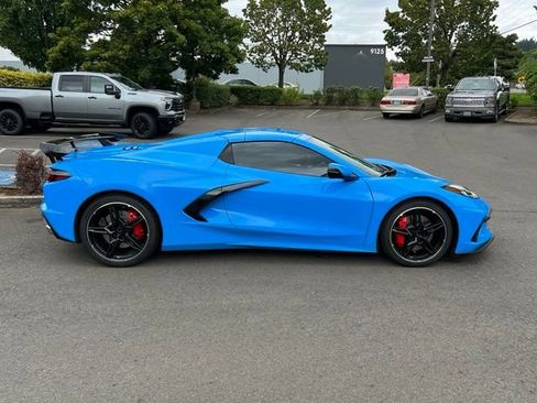 Used 2021 Chevrolet Corvette Stingray Preferred Conv w/ Z51 Performance Package RWD image 8