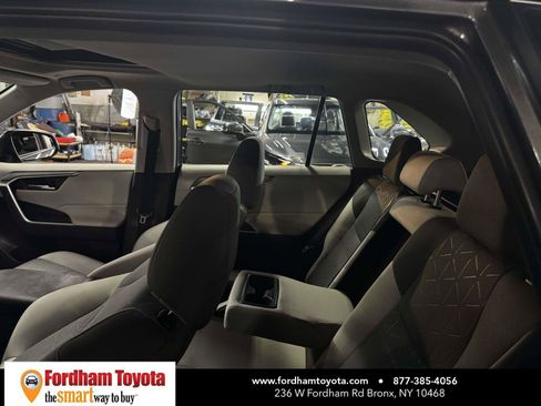 Used 2023 Toyota RAV4 XLE w/ Convenience Package AWD/4WD image 12