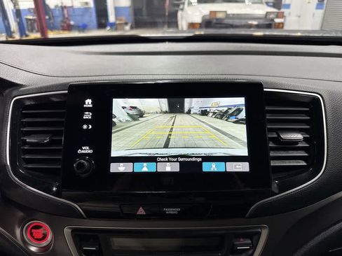 Used 2023 Honda Passport EX-L image 25