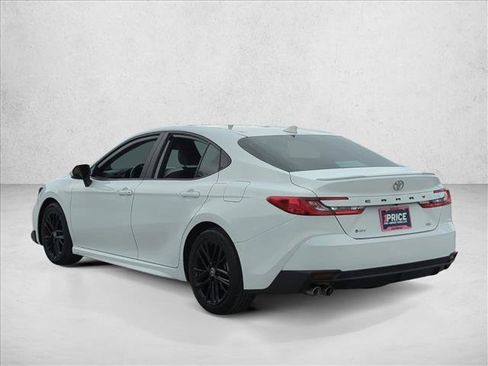 Certified 2025 Toyota Camry SE FWD image 8