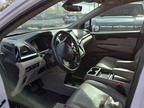 Used 2024 Honda Odyssey Elite image 7