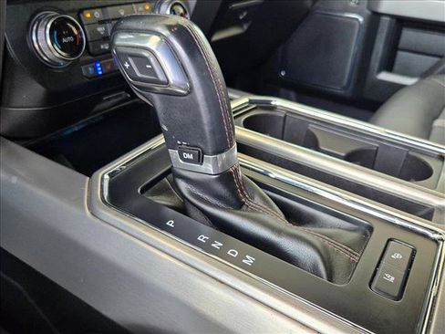Used 2018 Ford F150 Platinum w/ Equipment Group 701A Luxury AWD/4WD image 18