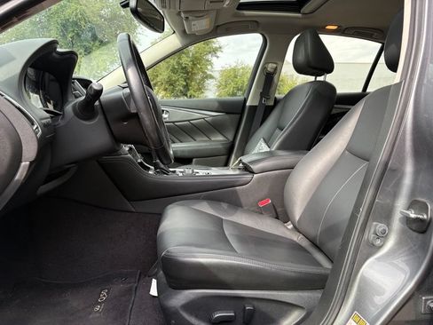 Used 2016 INFINITI Q50 Premium RWD image 10