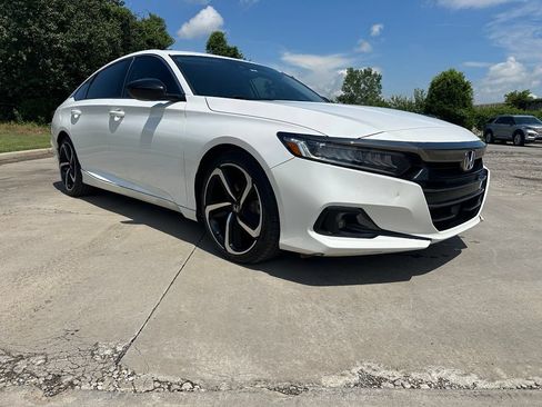 Used 2022 Honda Accord Sport Special Edition image 3