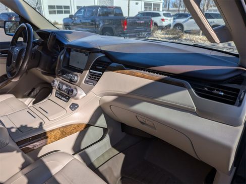 Used 2017 GMC Yukon Denali w/ Open Road Package image 42