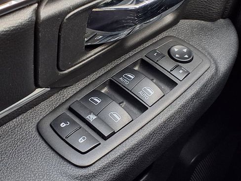 Used 2024 RAM 1500 Classic Warlock image 22