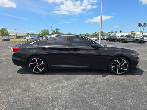 Used 2022 Honda Accord Sport image 3