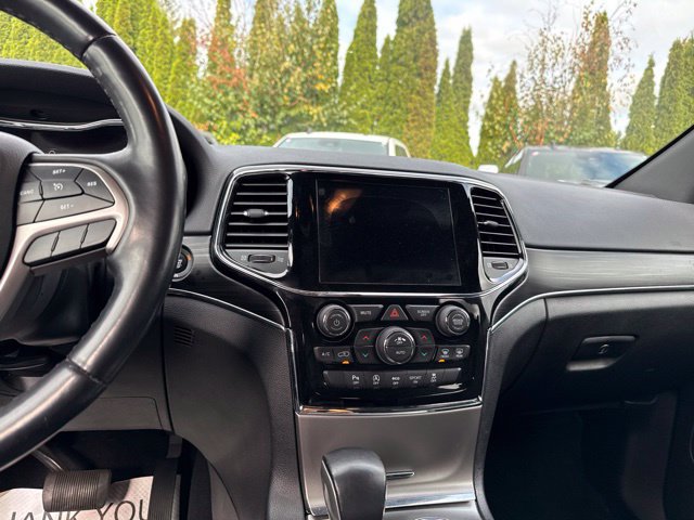 Used 2020 Jeep Grand Cherokee Limited AWD/4WD image 20