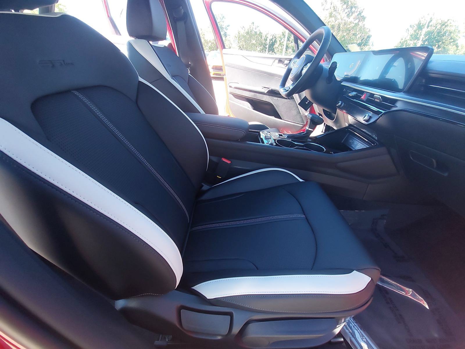 New 2027 Kia K5 GT-Line w/ GT-Line Premium Package FWD image 10
