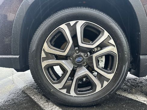 Used 2025 Subaru Ascent Touring image 30