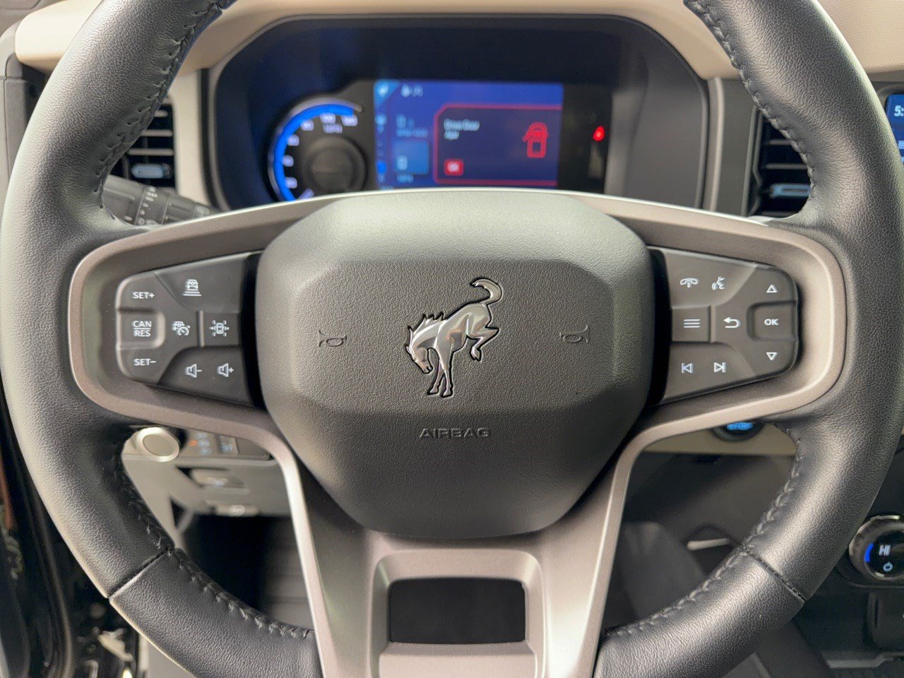 Used 2024 Ford Bronco Wildtrak AWD/4WD image 10