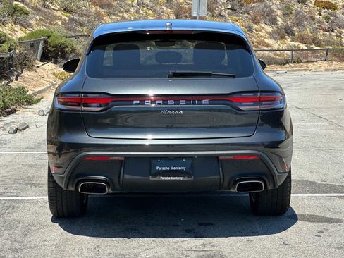 Used 2025 Porsche Macan image 8