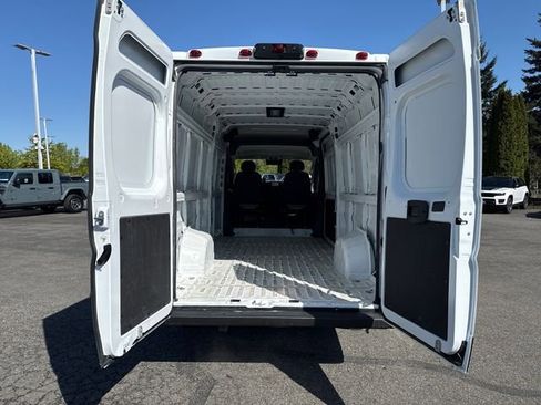 Used 2025 RAM ProMaster 3500 w/ Convenience Group FWD image 8