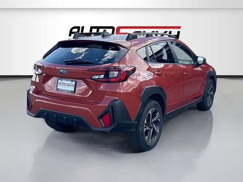 Used 2025 Subaru Crosstrek 2.5i Premium AWD/4WD image 7