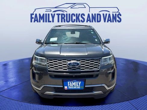 Used 2018 Ford Explorer Platinum AWD/4WD image 8