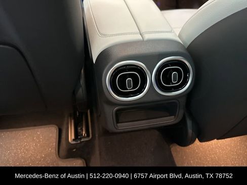 Certified 2026 Mercedes-Benz GLC 300 image 23