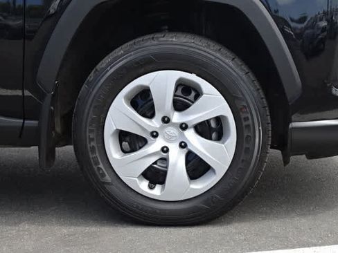 Certified 2025 Toyota RAV4 LE FWD image 8