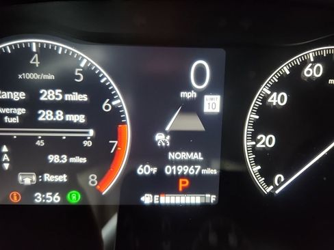 Used 2024 Honda CR-V LX image 16