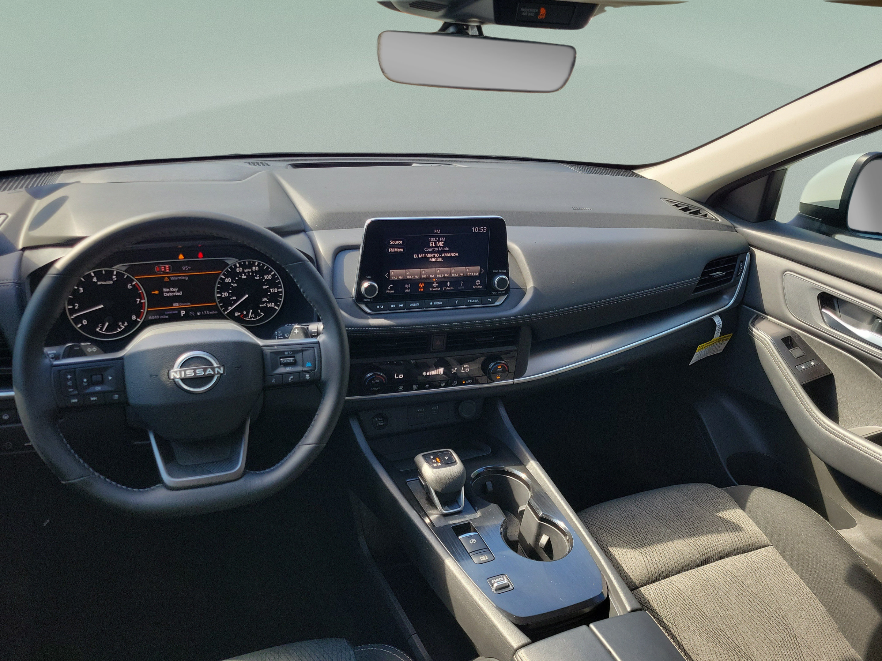 Certified 2026 Nissan Rogue SV FWD image 9
