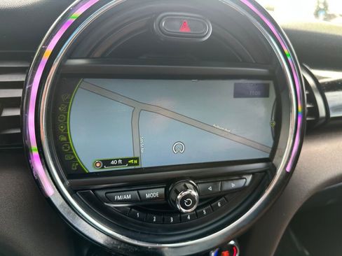 Used 2014 MINI Cooper S image 19