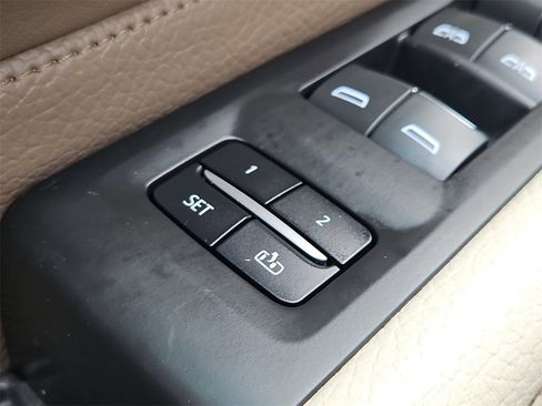 Used 2022 GMC Yukon XL Denali w/ Max Trailering Package image 19