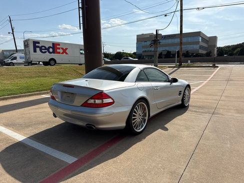 Used 2008 Mercedes-Benz SL 550 image 11