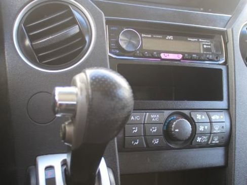 Used 2010 Honda Pilot LX image 23