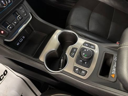 Used 2018 GMC Terrain Denali w/ LPO, 'HIT The Road' Package AWD/4WD image 23