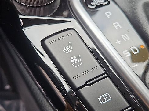 Certified 2024 Kia Seltos SX w/ SX Sunroof Package image 20