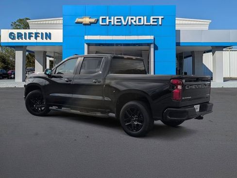 Used 2025 Chevrolet Silverado 1500 Custom image 9