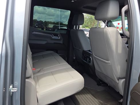 Used 2023 Chevrolet Silverado 1500 LTZ w/ LTZ Premium Package AWD/4WD image 19