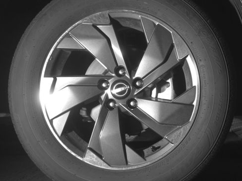 Used 2025 Nissan Rogue SV image 13