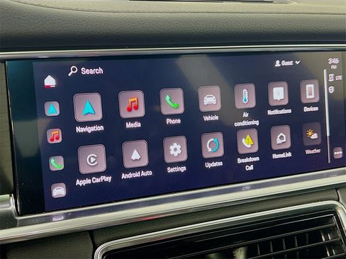 Certified 2023 Porsche Panamera 4 image 15