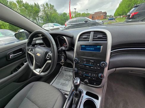 Used 2015 Chevrolet Malibu LS image 29