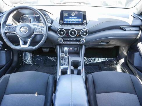 Used 2025 Nissan Sentra SV FWD image 14