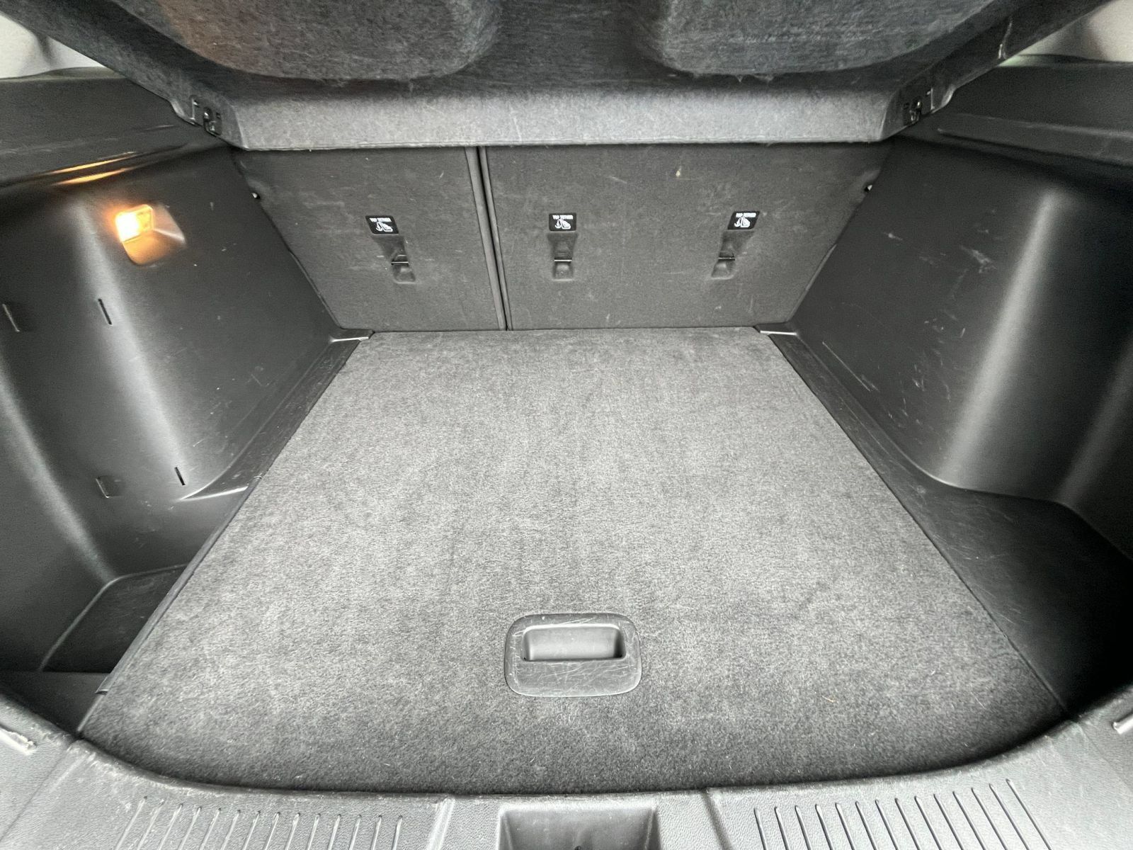 Used 2025 Chevrolet Trax LT w/ LT Convenience Package FWD image 31