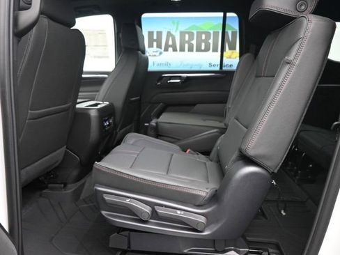 New 2025 Chevrolet Suburban RST w/ RST Capability Package image 12