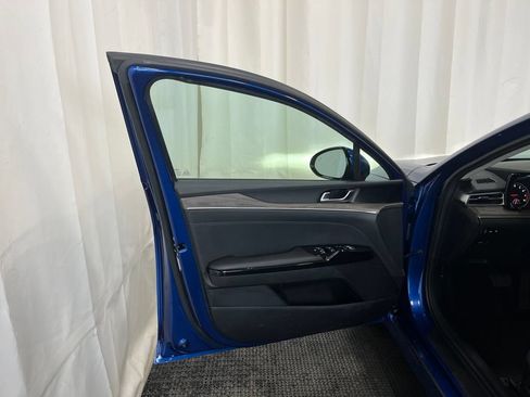 Used 2023 Kia K5 EX FWD image 19