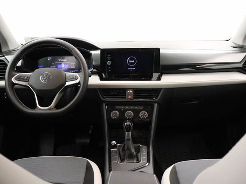 Certified 2025 Volkswagen Taos S FWD image 13