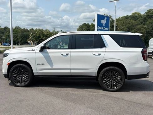 Used 2022 Chevrolet Tahoe High Country AWD/4WD image 2