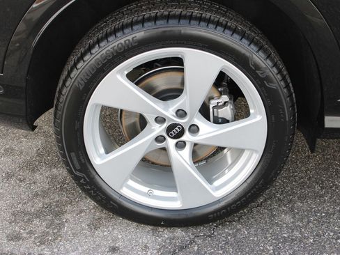 New 2025 Audi Q5 Premium Plus image 35