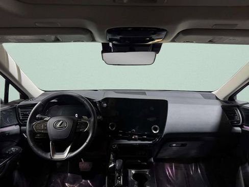 Used 2025 Lexus NX 350h image 11