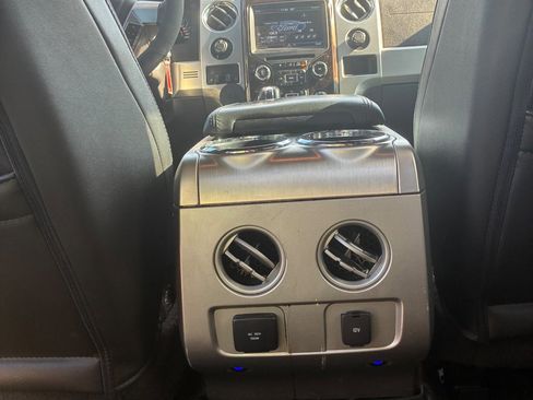 Used 2014 Ford F150 Platinum image 27