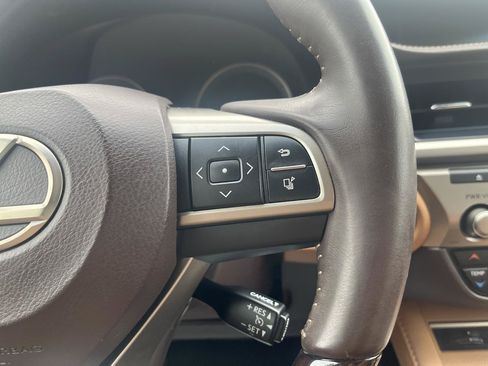 Used 2016 Lexus ES 350 FWD image 23