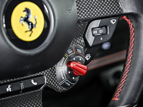 Used 2022 Ferrari F8 Tributo RWD image 28