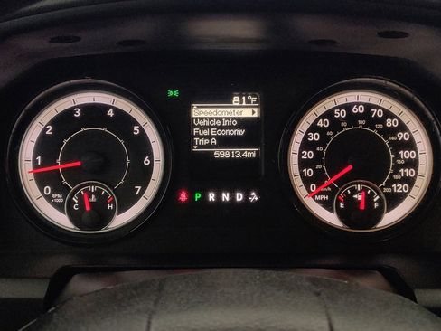 Used 2018 RAM 1500 Tradesman RWD image 23