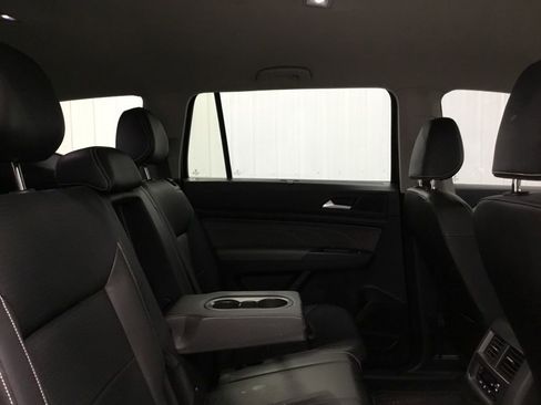 Used 2023 Volkswagen Atlas SE AWD/4WD image 18