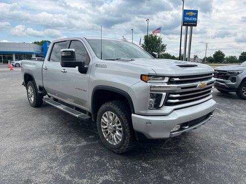 Used 2021 Chevrolet Silverado 2500 High Country w/ Z71 Off-Road Package AWD/4WD image 2