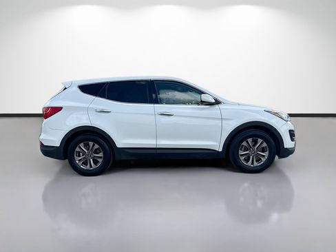 Used 2015 Hyundai Santa Fe Sport FWD image 2