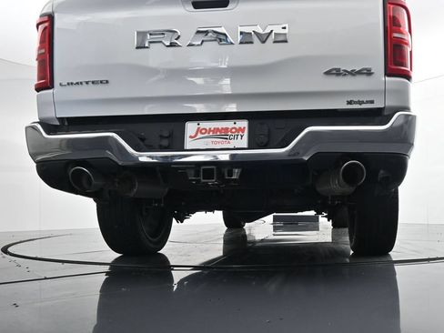 Used 2025 RAM 1500 Limited AWD/4WD image 35